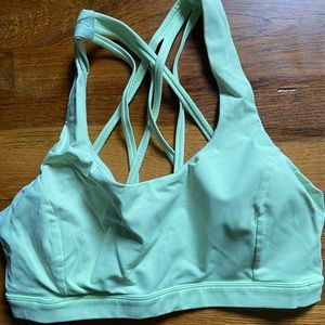 Lululemon free to be serene bra